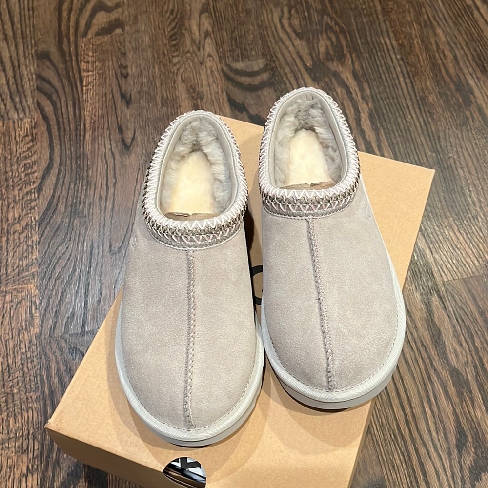 UGG Womens Tasman Goat Light grey 5955-GOA - Picture 4 of 10